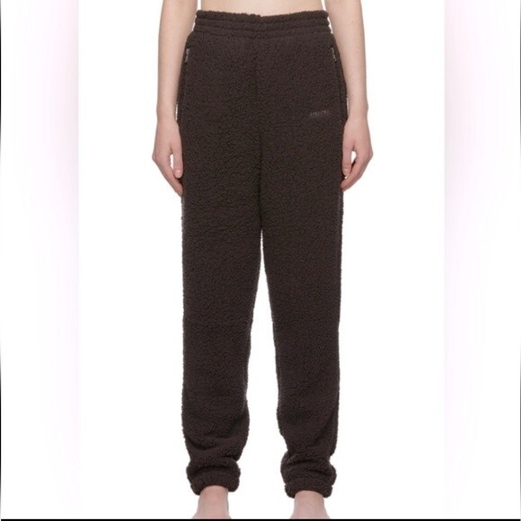 Skims Espresso Chocolate Brown Teddy Sherpa Fuzzy Jogger Sweatpants S (BX16) - Picture 1 of 9